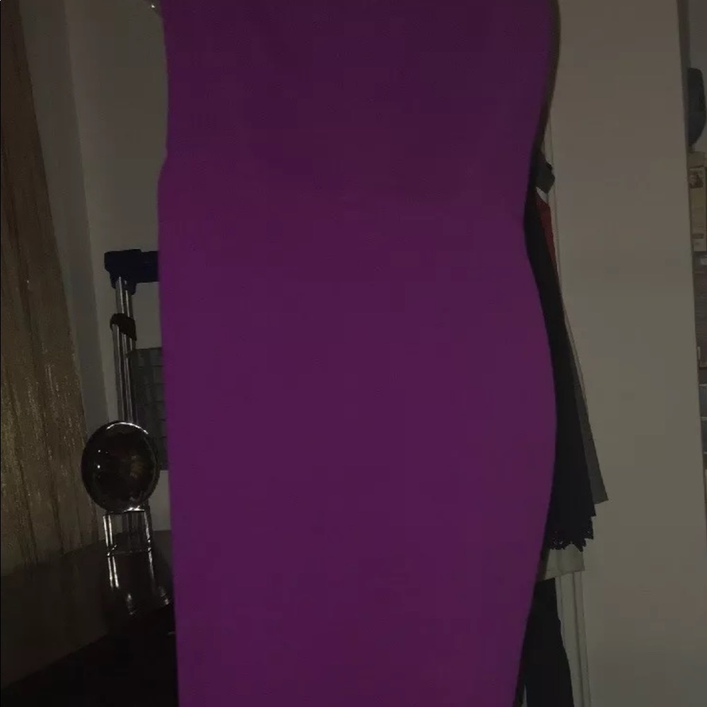 Victoria Beckham 4 purple one strap dress violet. Beautiful color. - Picture 3 of 7